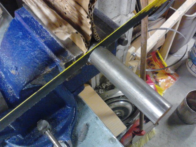 1" round being cut